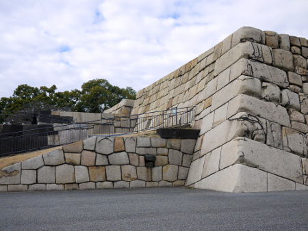 ≪Famous Autumn Foliage Spots≫ The East Gardens of the Imperial Palace