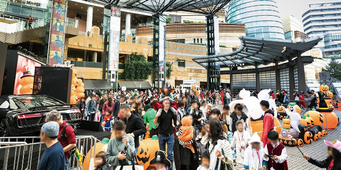 Roppongi Hills Halloween parade