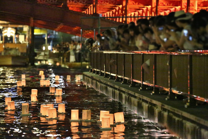 Sumida River "Toro Nagashi" (Lantern Floating Event)