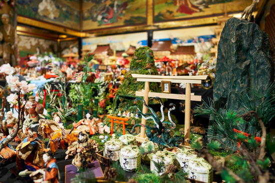 Hyakudan Hinamatsuri (Girl's doll festival)