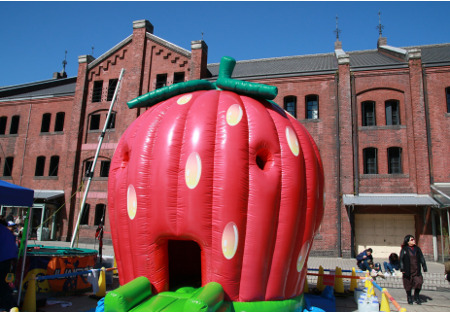 Yokohama Strawberry Festival 2020 (Yokohama Red Brick Warehouse)